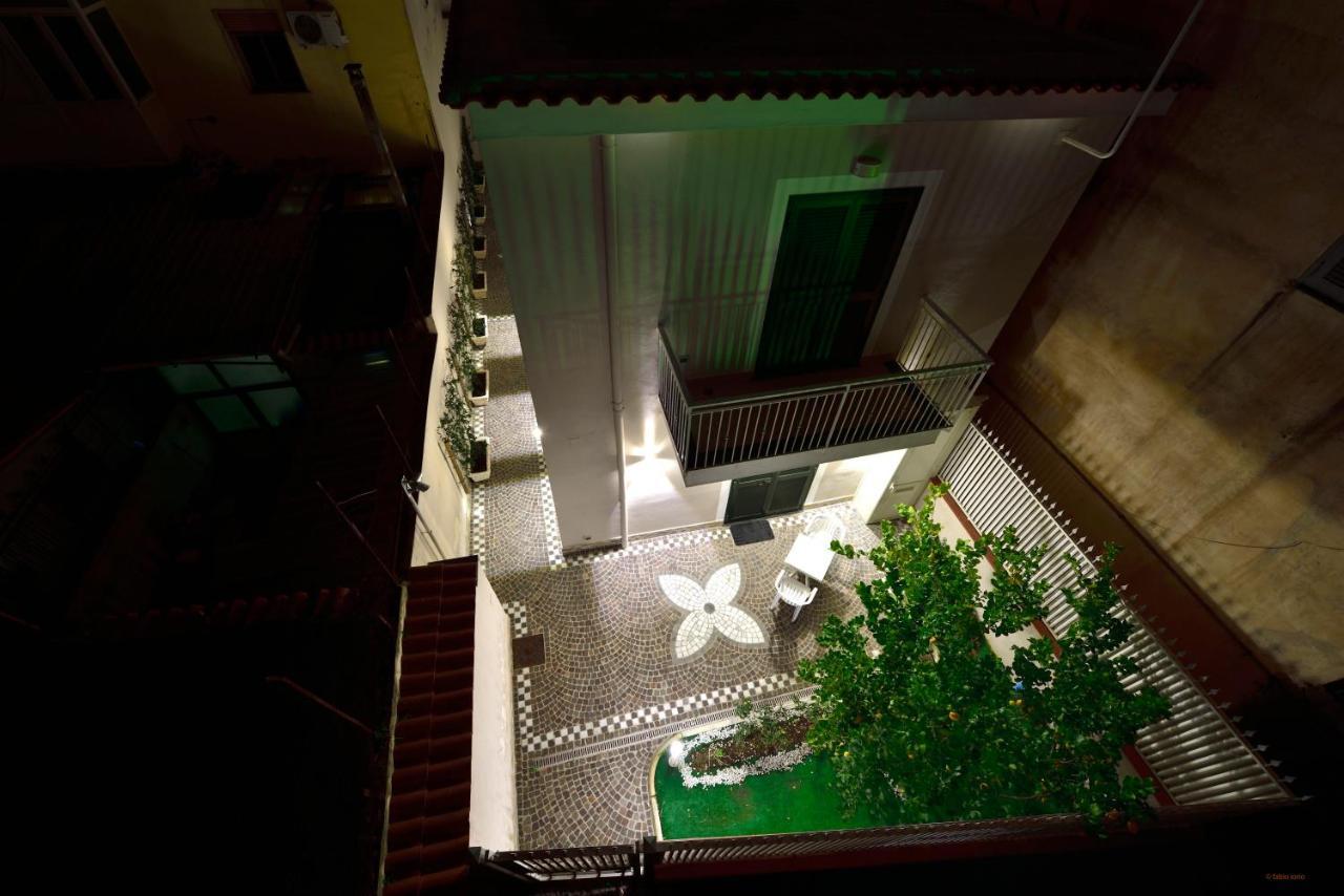 B&B Peonies Castellammare di Stabia Luaran gambar